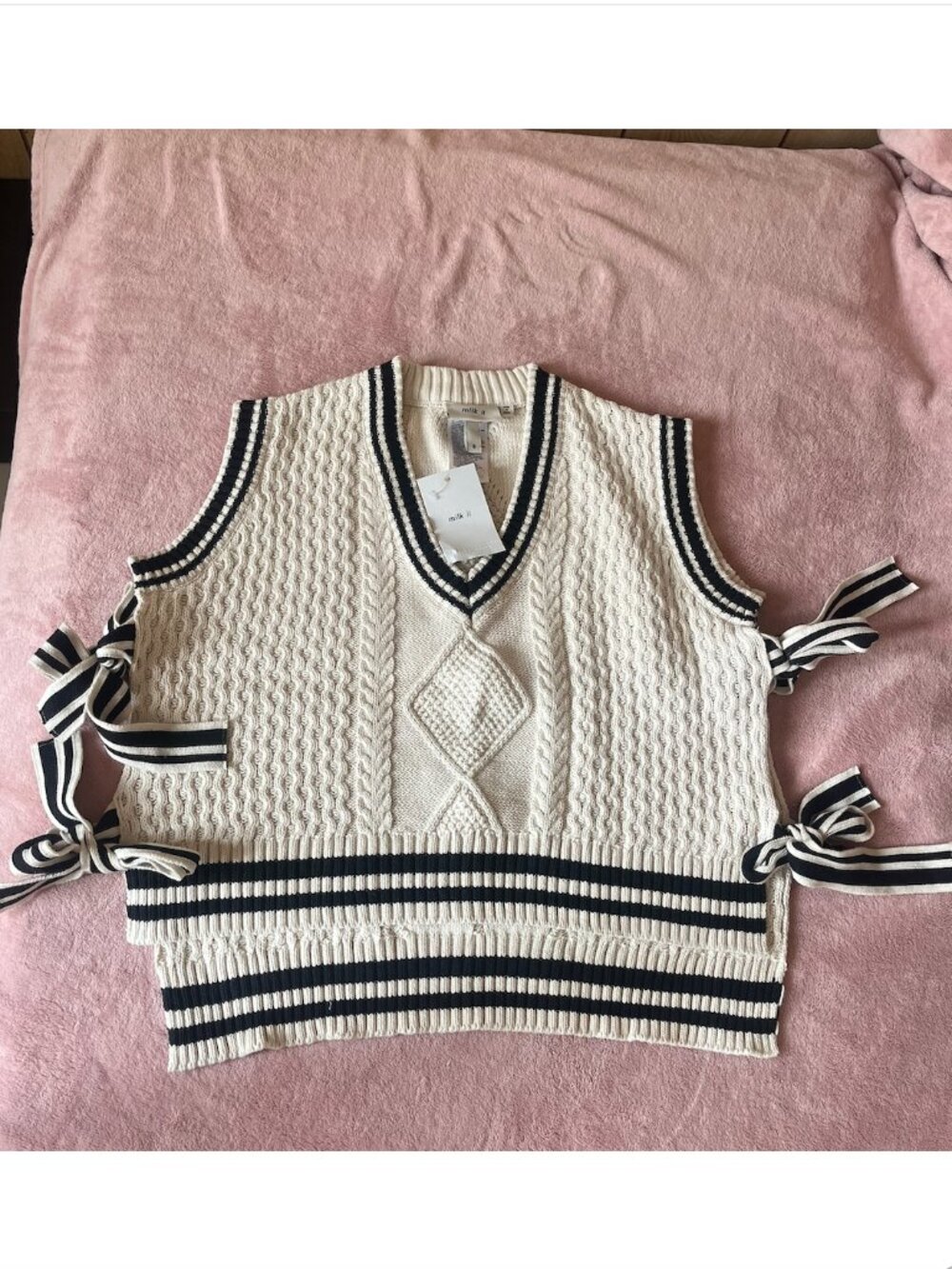 NWT Milk It Knit Side-Tie Sweater Vest Ivory Size 8
